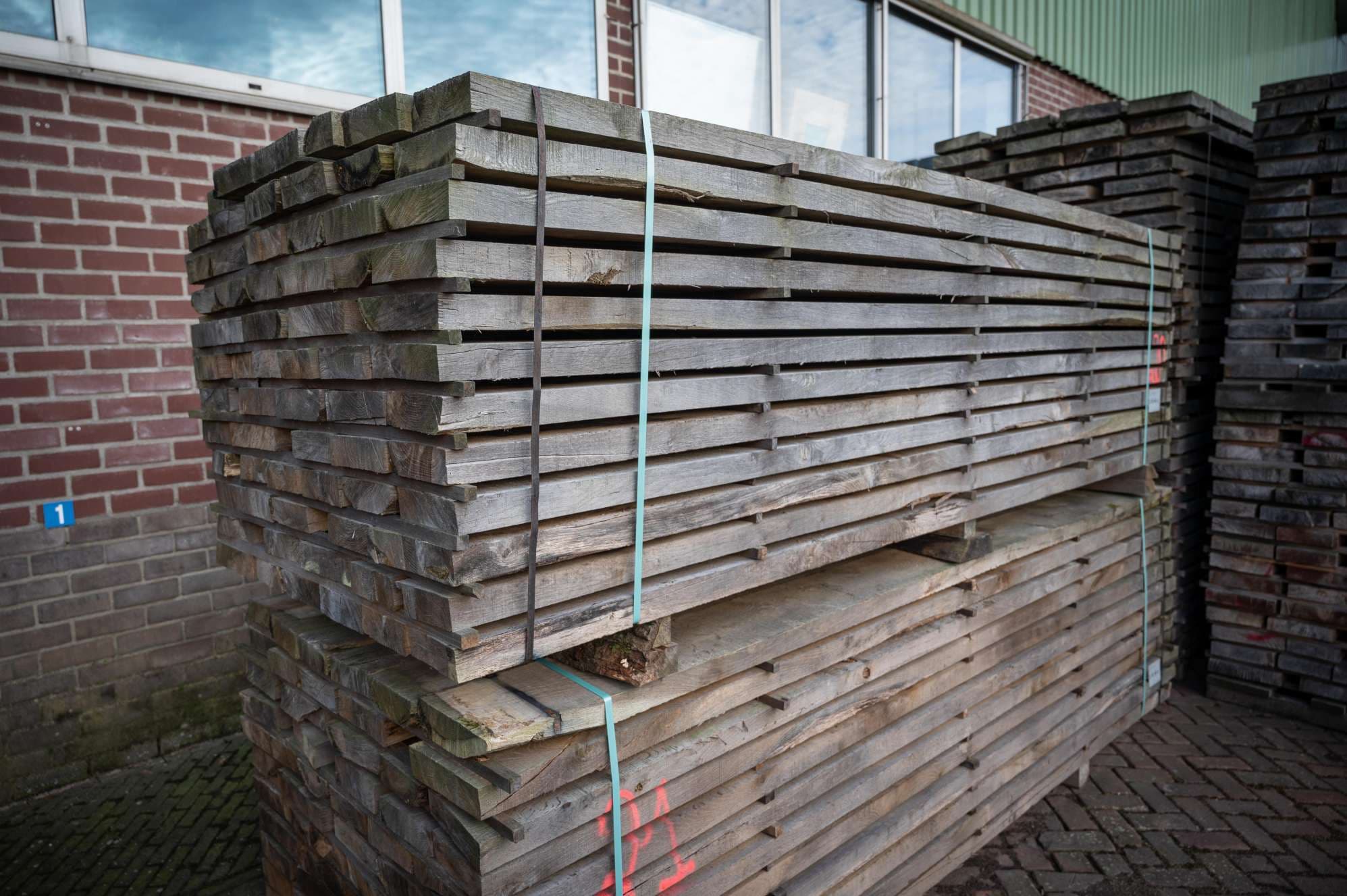 Oak_planks_52_mm_3.jpg